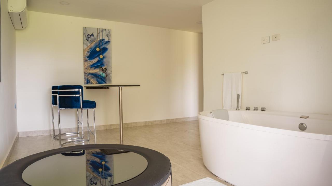 Hotel Palo Grande Cf Pereira Combia Екстер'єр фото