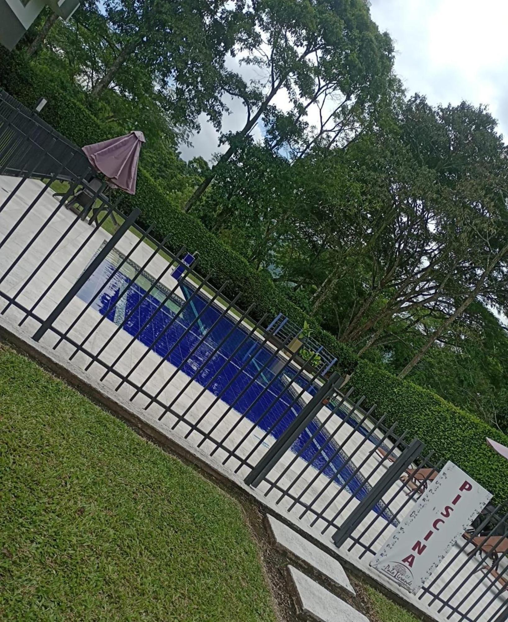 Hotel Palo Grande Cf Pereira Combia Екстер'єр фото
